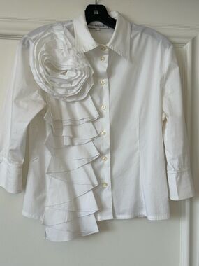 White Ruffle Cascade Button-Front Blouse with 🌺
